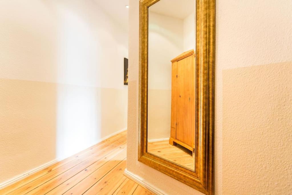 Zentrale Altbauwohnung Im Helmholtzkiez برلين المظهر الخارجي الصورة