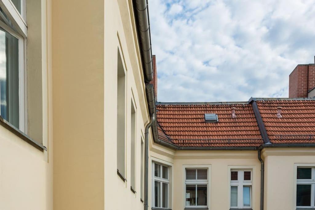 Zentrale Altbauwohnung Im Helmholtzkiez برلين المظهر الخارجي الصورة