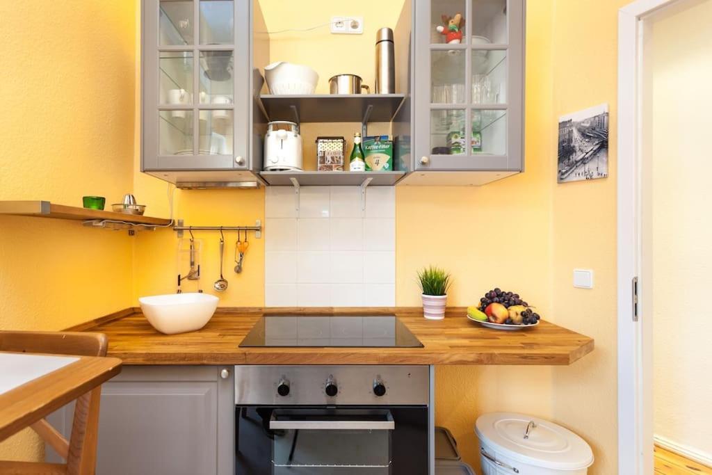 Zentrale Altbauwohnung Im Helmholtzkiez برلين المظهر الخارجي الصورة